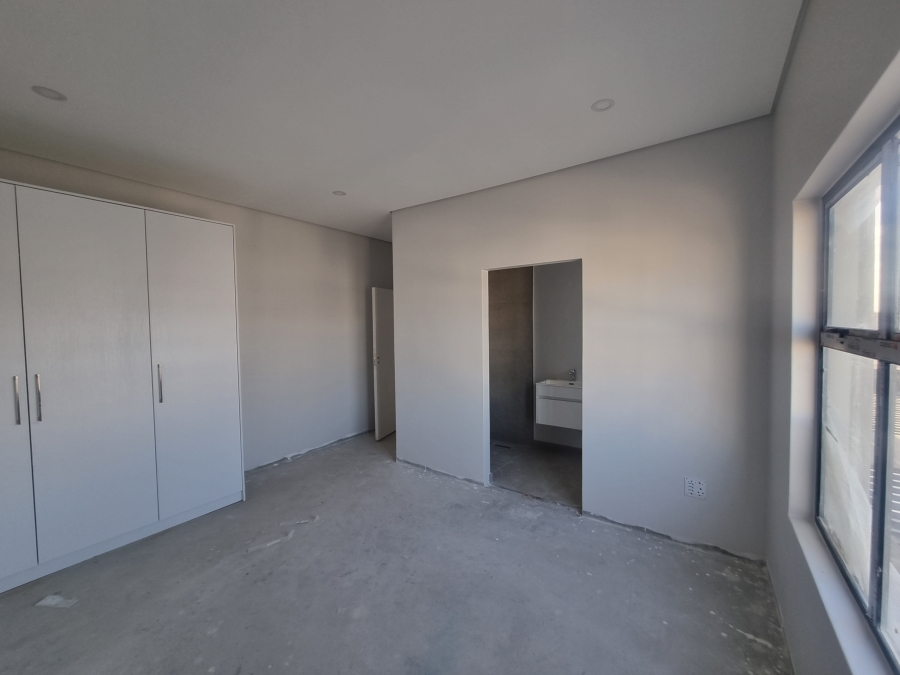 4 Bedroom Property for Sale in Sandown Western Cape
